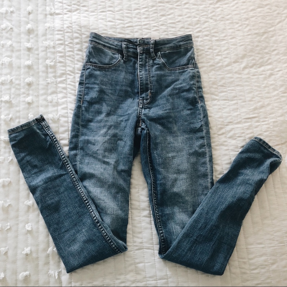 H&M High Rise Jean